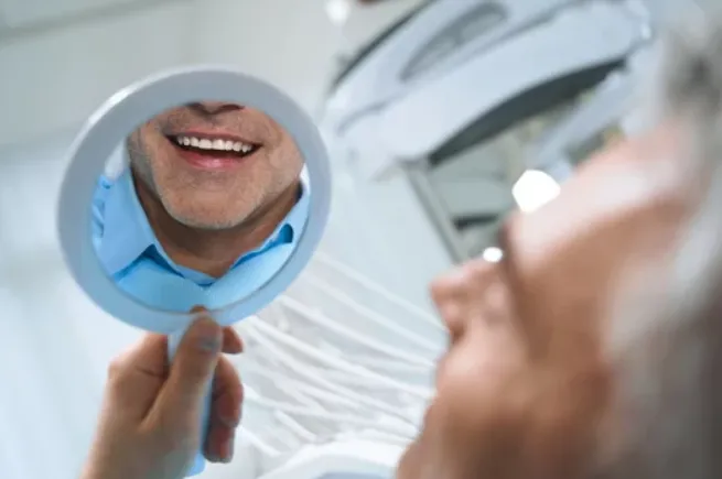 implant üstü toronto zirkonyum diş bakımı